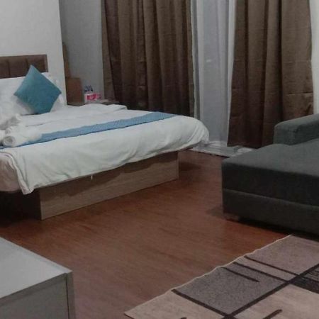 Accommodation Services Makati City Exteriör bild