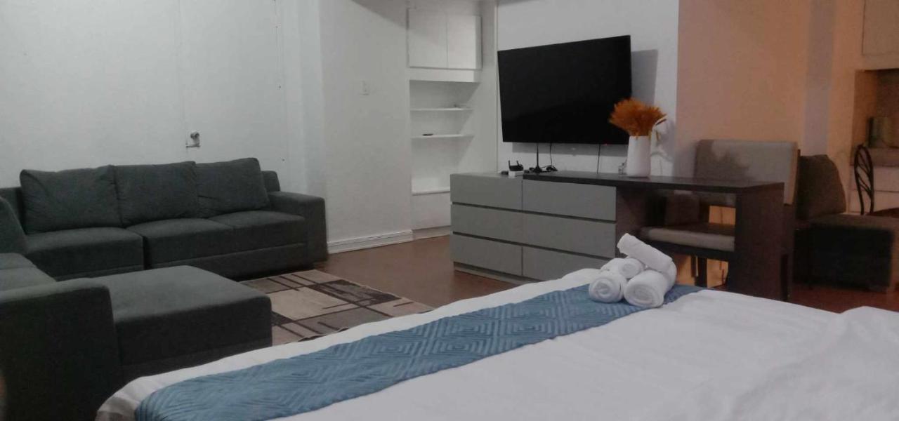 Accommodation Services Makati City Exteriör bild